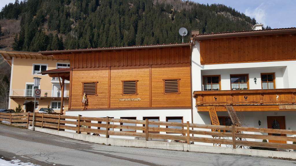 Hotel Saegehof Neustift im Stubaital Esterno foto