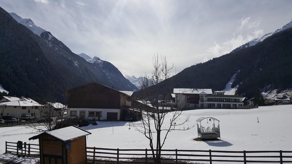 Hotel Sagehof Neustift im Stubaital Esterno foto